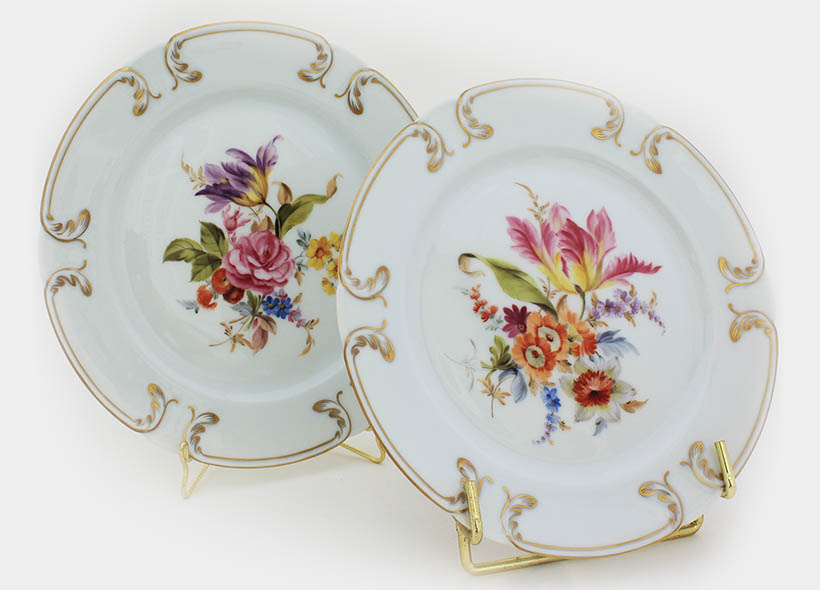 Peinture sur assiettes en porcelaine
