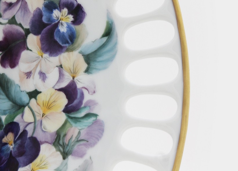 Véronique Etève-Habègre - Peinture sur Porcelaine - Plat Couronne de fleurs  